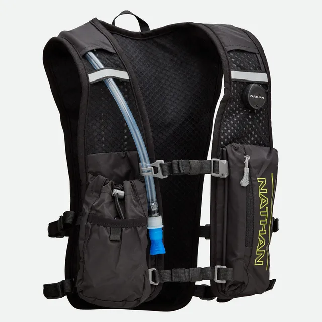 nathan-laser-light-3-liter-trinkweste-mit-led-light-up-thread-1-5-l-trinkblase-l image 1