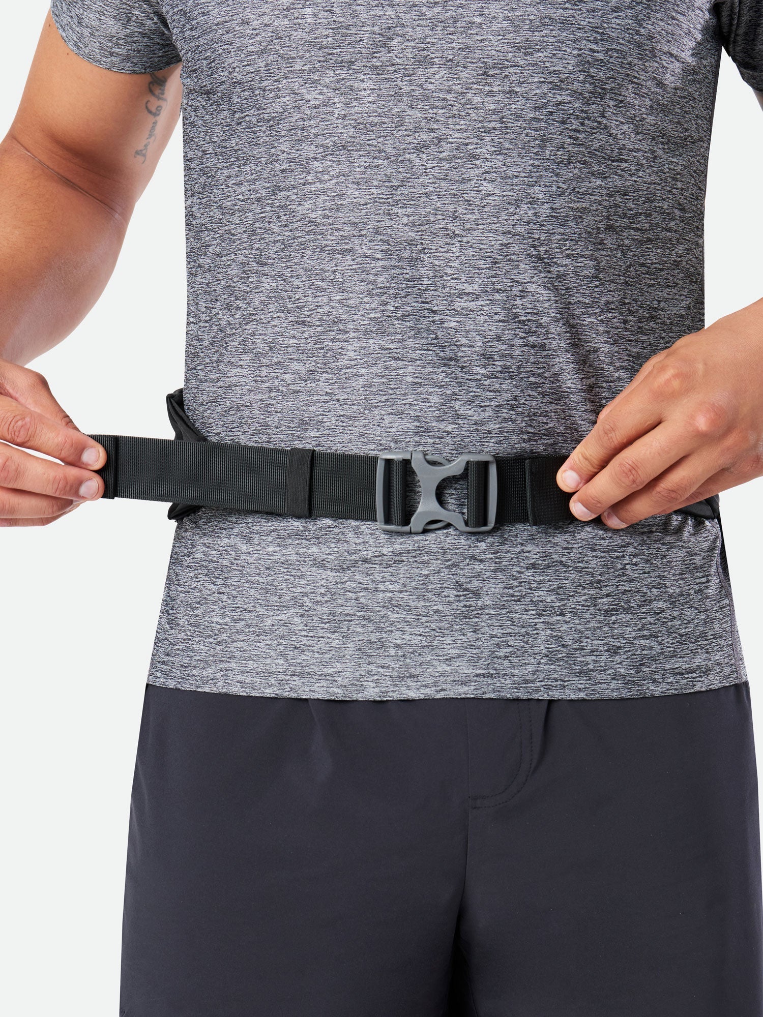 nathan-adjustable-fit-zipster-2-0-laufg-rtel-verstellbarer-schnellverschluss-3-w image 5
