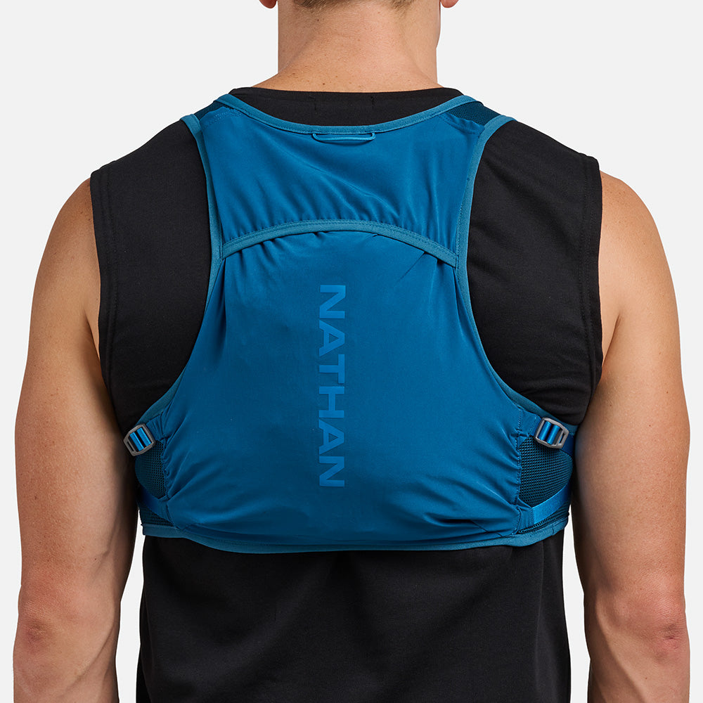 nathan-pinnacle-breeze-4-liter-leichte-trailrunning-hydration-race-vest-mit-quic image 4