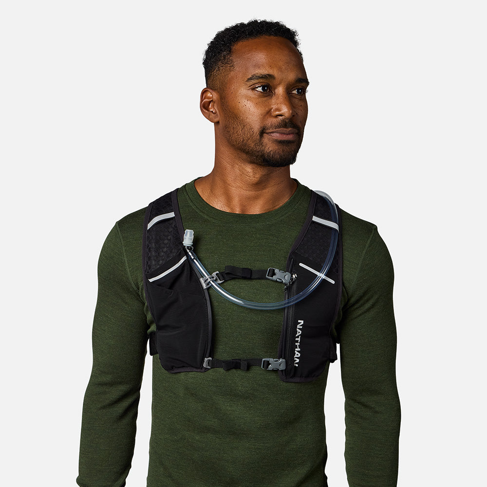 nathan-hypernight-quickstart-3-0-4l-lauftrinkrucksack-reflektierendes-hexagon-de image 3