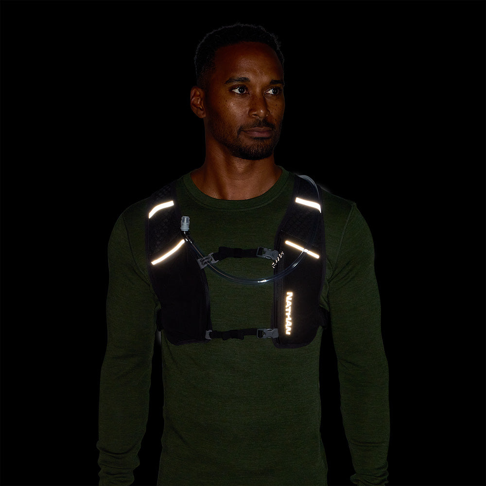 nathan-hypernight-quickstart-3-0-4l-lauftrinkrucksack-reflektierendes-hexagon-de image 7