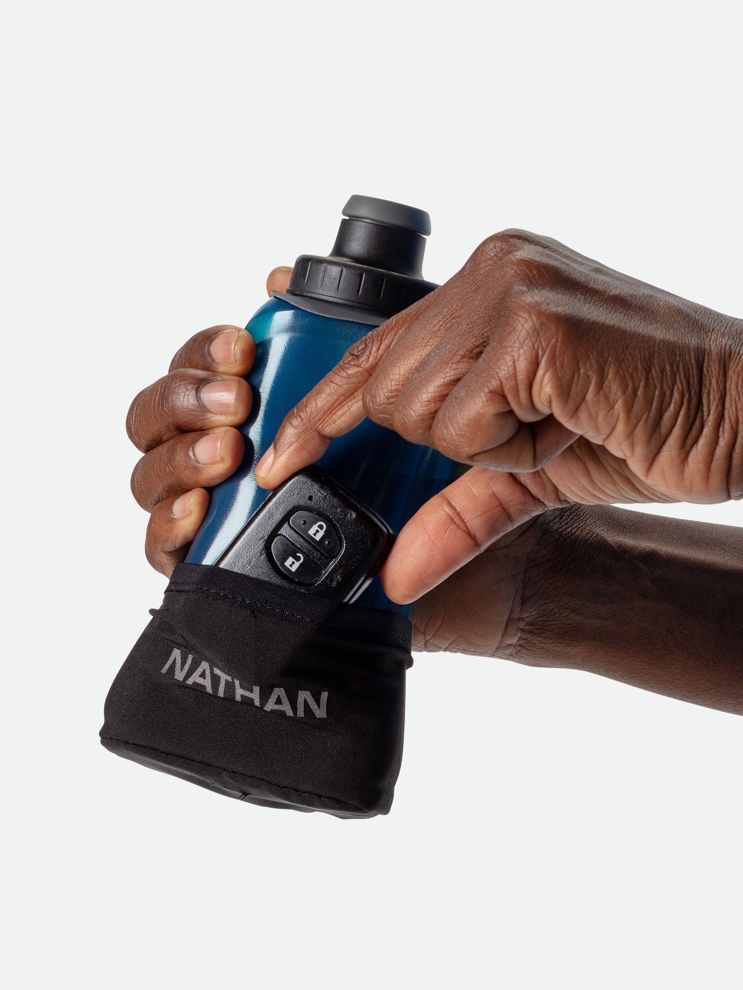 nathan-quicksqueeze-lite-handheld-12-oz-ergonomische-trinkflasche-mit-push-pull- image 5