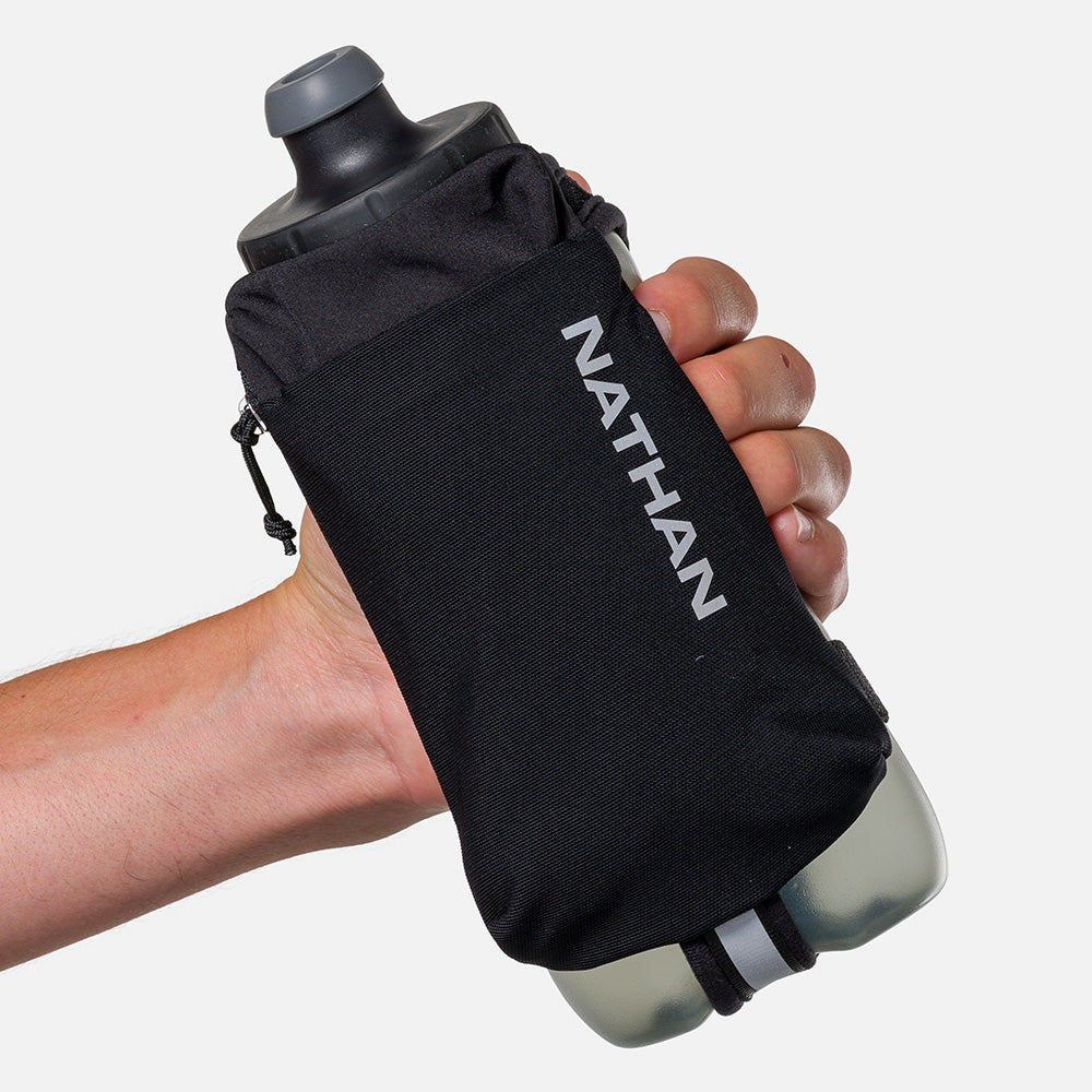 nathan-speeddraw-2-22oz-handheld-trinkflasche-mit-handy-tasche-650-ml image 5