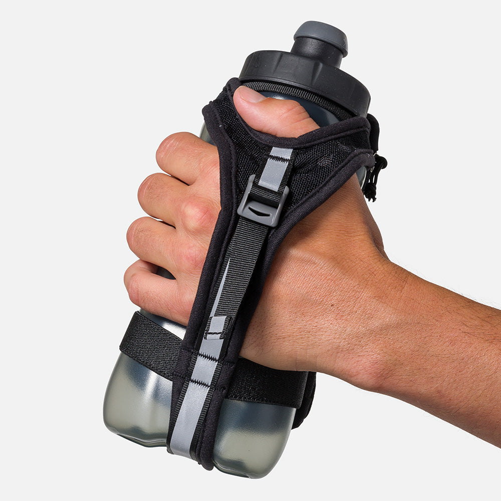 nathan-speeddraw-2-22oz-handheld-trinkflasche-mit-handy-tasche-650-ml image 6