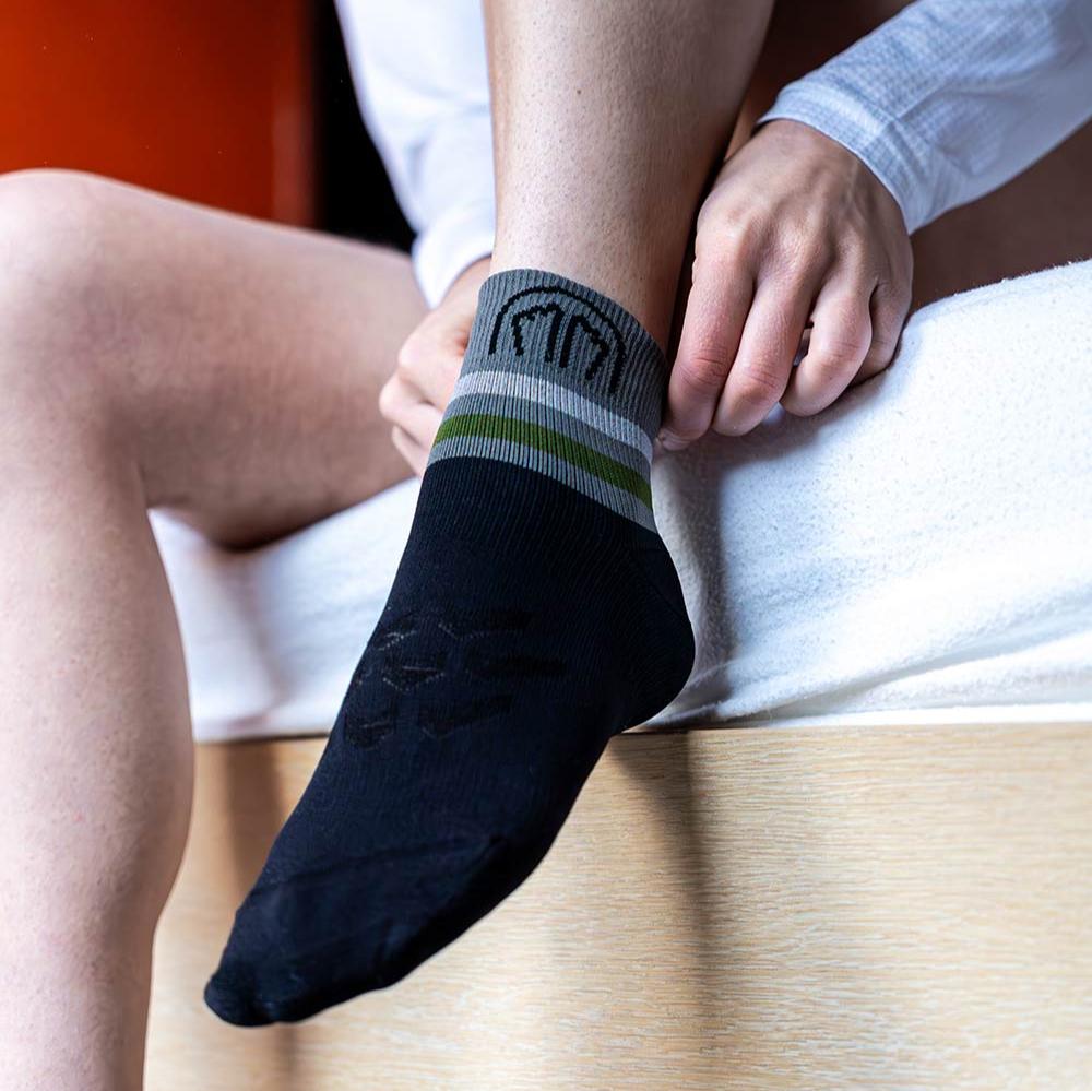 sidas-run-anatomic-light-ankle-laufsocken-ankle-high-schwarz-dunkelgrau-leicht-a image 6