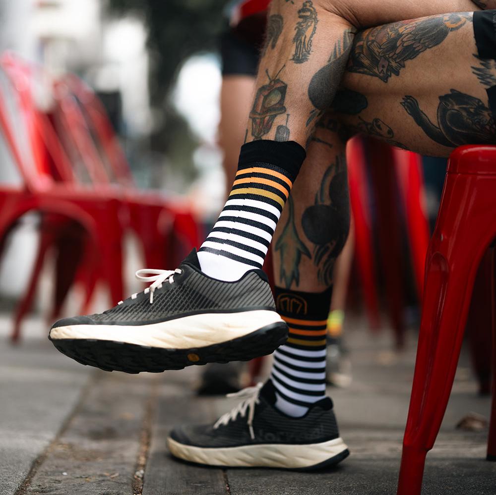 sidas-run-anatomic-light-crew-laufsocken-wei-schwarz image 2